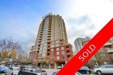 Collingwood VE Apartment/Condo for sale:  2 bedroom 840 sq.ft. (Listed 2023-02-19)